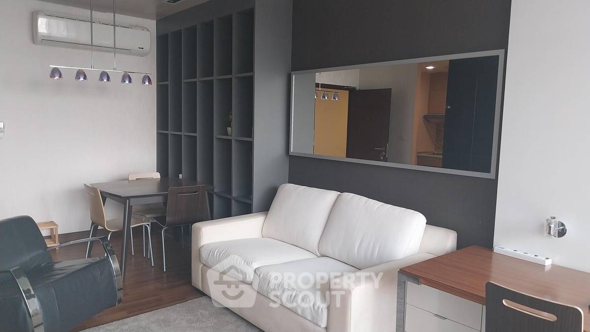 Studio Condo at Le Luk Condominium near BTS Phra Khanong (ID 2382219)