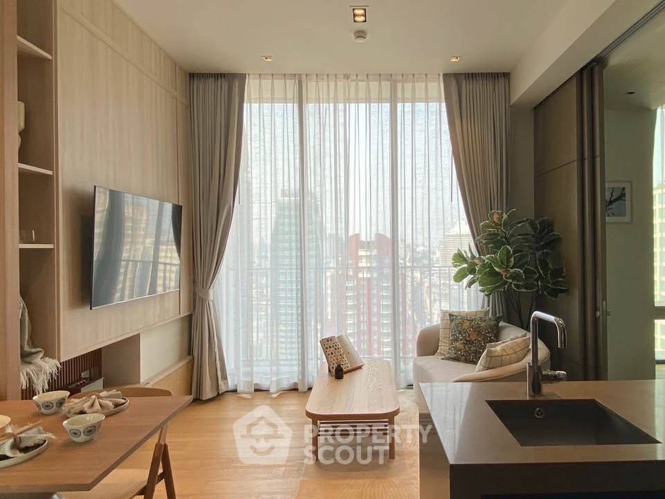 1-BR Condo at 28 Chidlom near BTS Chit Lom (ID 2074039)
