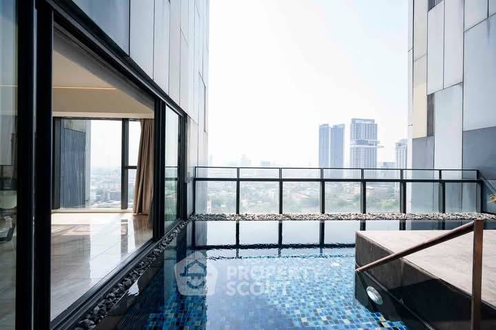3-BR Condo at The Met Sathorn near BTS Chong Nonsi (ID 2073157)