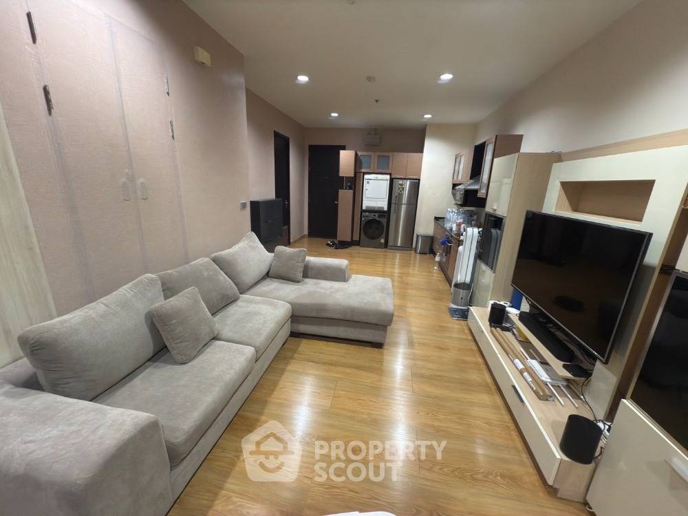 2-BR Condo at Baan Klang Krung Siam-Pathumwan Condominium near BTS Ratchathewi (ID 2031965)