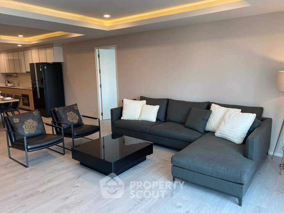 2-BR Condo at Nusasiri Grand Condominium near BTS Ekkamai (ID 1937653)
