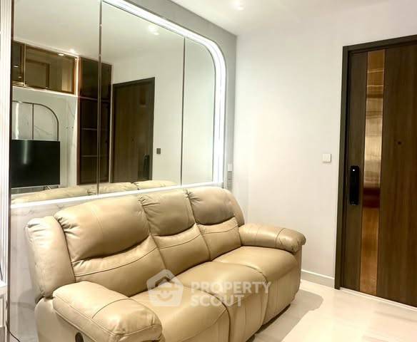 1-BR Condo at Supalai Icon Sathon near MRT Si Lom (ID 2427812)