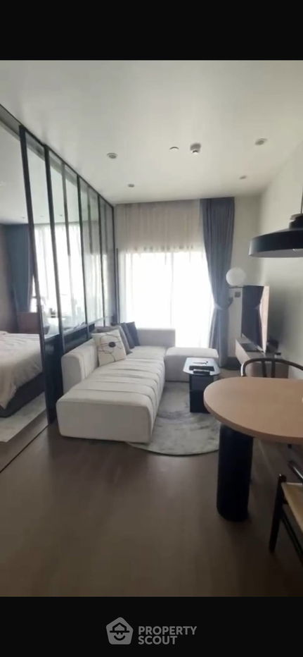 1-BR Condo at Muniq Sukhumvit 23 near MRT Sukhumvit (ID 1996977)
