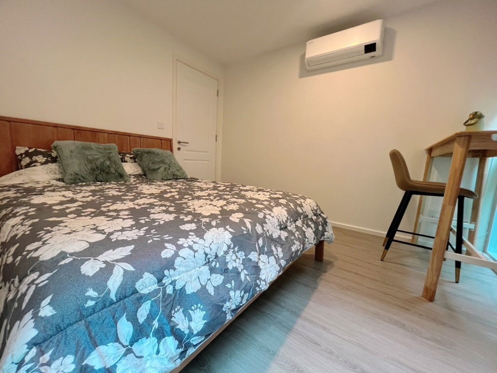 G8722❤️中国客户，请加微信。(在联系方式的旁边) 🅵🅾🆁 🆁🅴🅽🆃 Chateau In Town Ratchayothin 🅻🅸🅽🅴 ❤️💜@condopremium💜❤️Ready to move in ⬛🟨 📞 065 695 3645🟨⬛