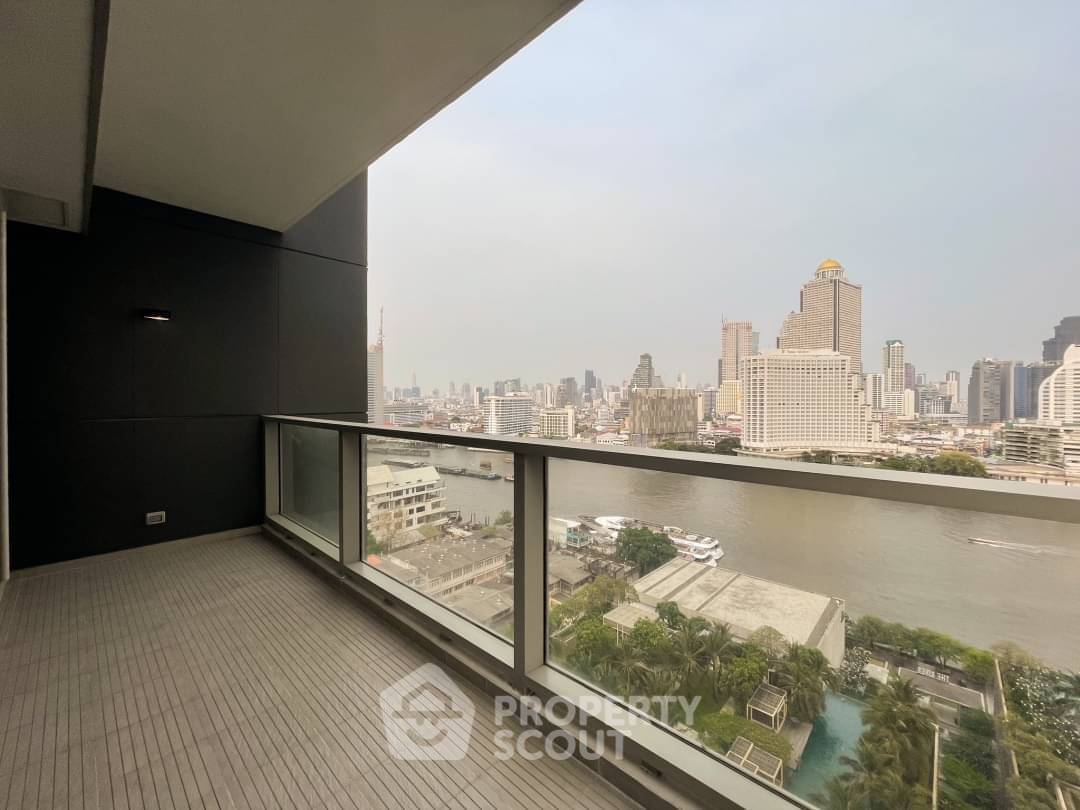 2-BR Condo at The River Condominium near BTS Saphan Taksin (ID 2078471)