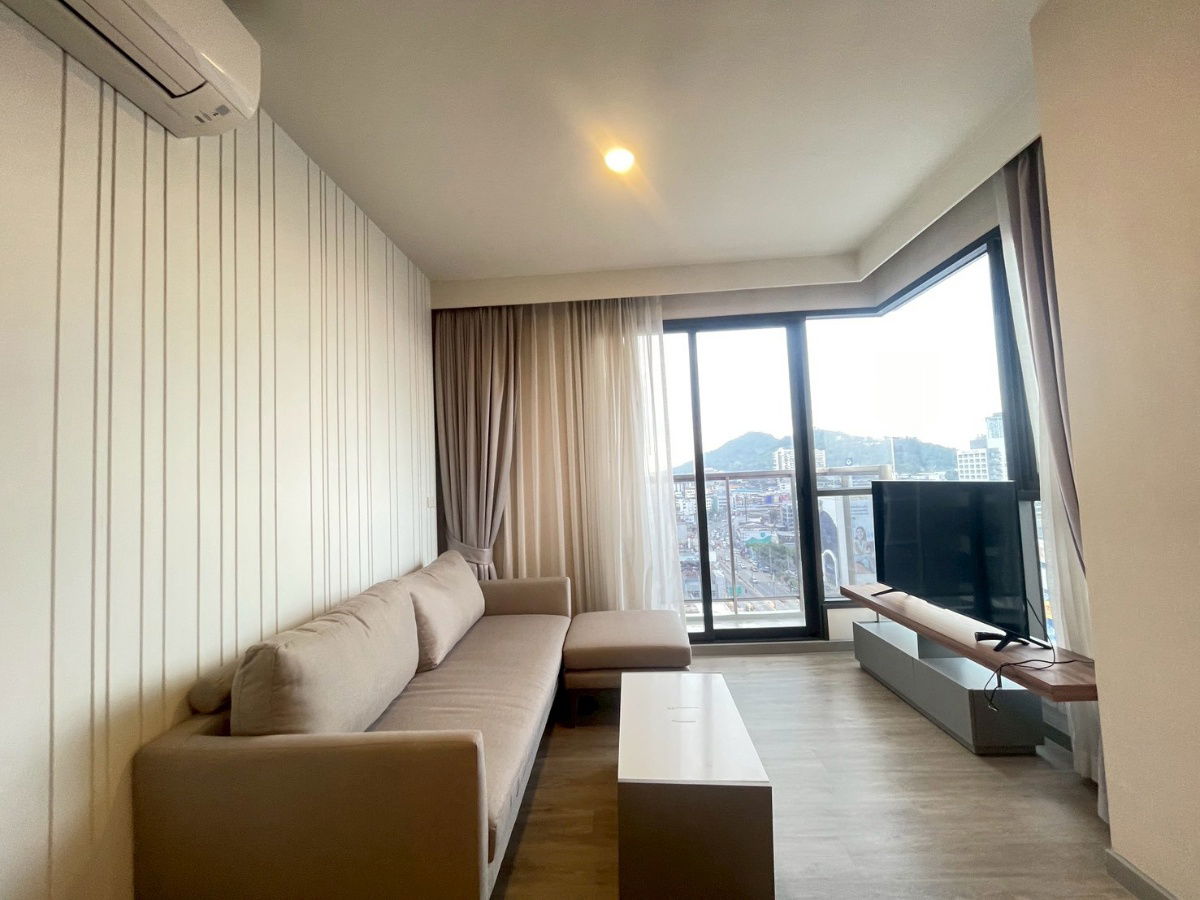 Sale KEEN Centre Sriracha good location close to tourist attractions convenient transportation city view at Sriracha Fully furnished