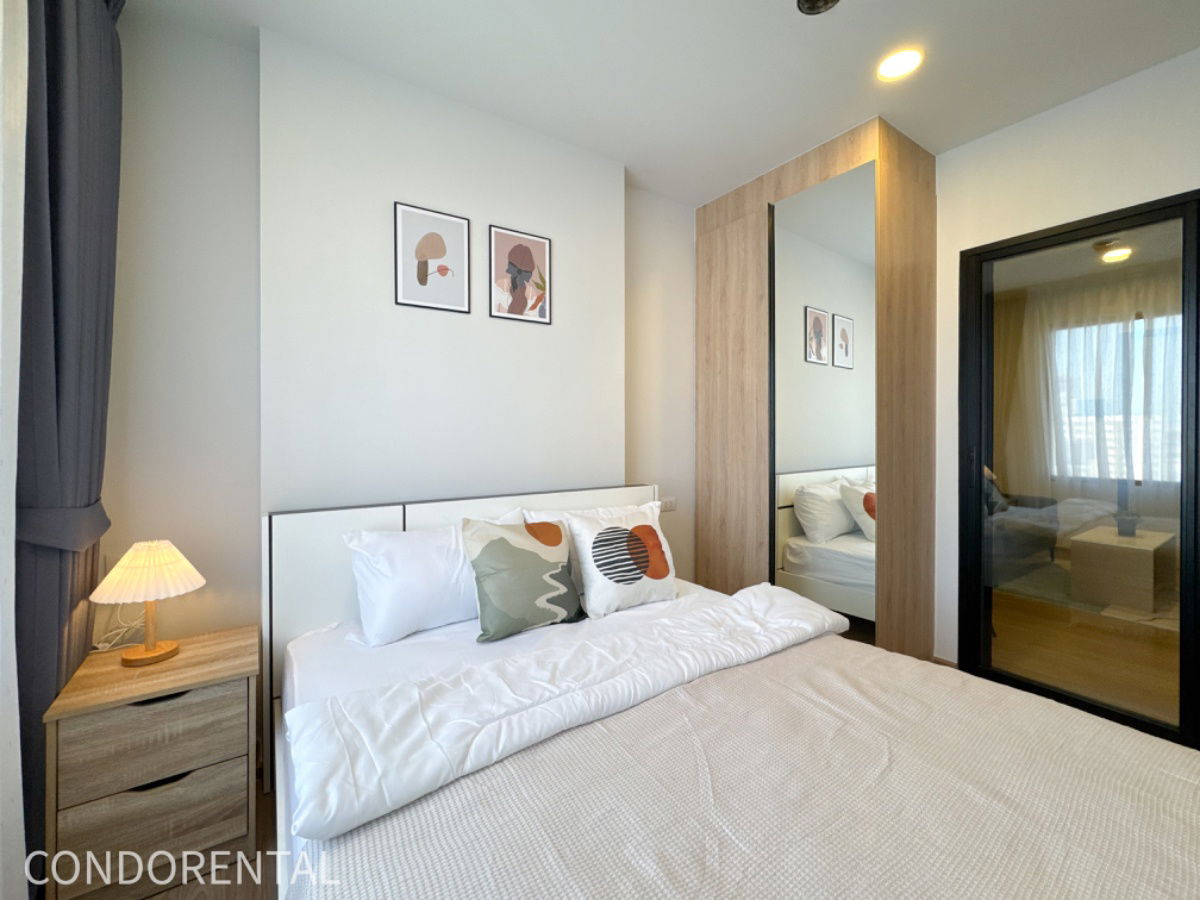 For rent at Chewathai Pinklao / Line ID : @bestprice (with @ too)