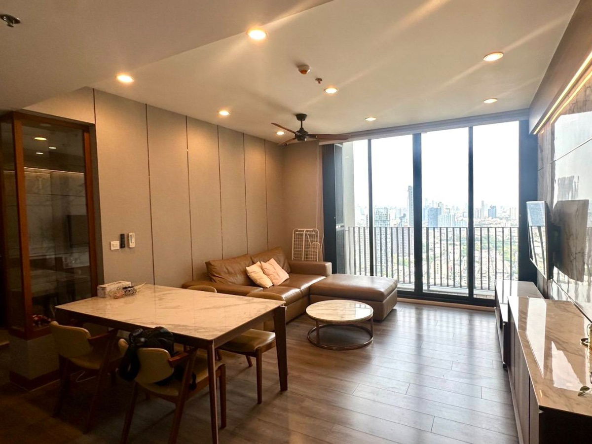 Whizdom Essence Sukhumvit 101 2 Bedroom 2 Bathroom Rent Condo BTS Punnawithi near True Digital Park
