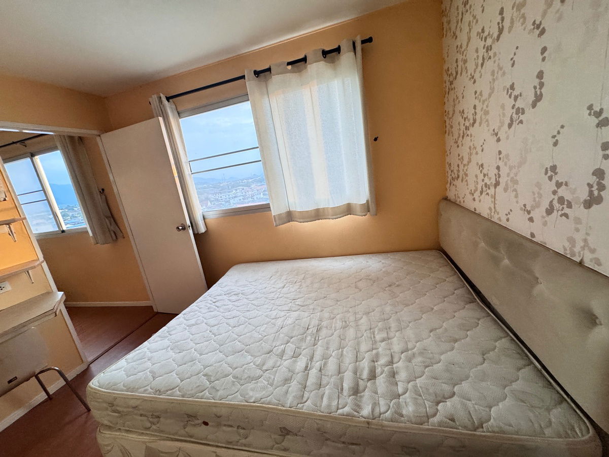 Fhjkkjkkklkkkllkkjjhhhgggccfhhjjjk