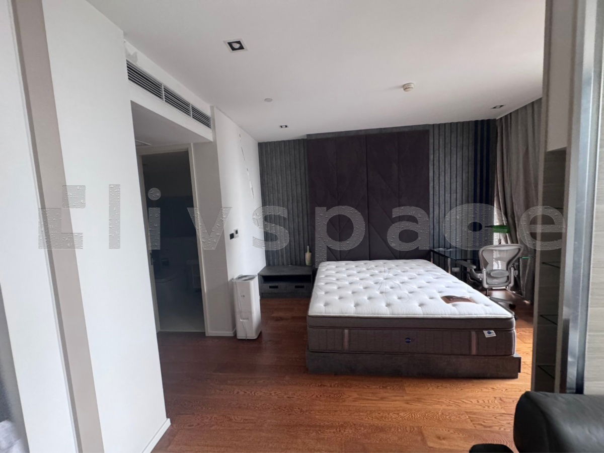 ▚ LD141ツ For Rent: The Bangkok Sathorn – Luxury Condo, 1 Bedroom with Private Lift at Special Price ⭐