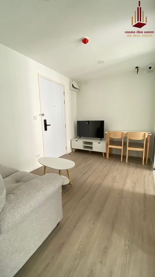 ✨ For Rent : Chateau In Town Ratchayothin Condo ✨  💰 Only 15,000 thb/month