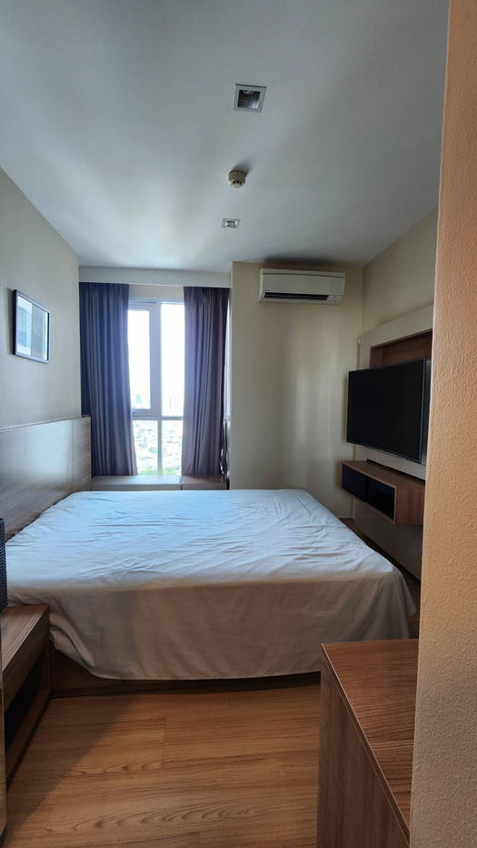 For rent Rhythm Sathorn Floor 34 , 35 sq.m.