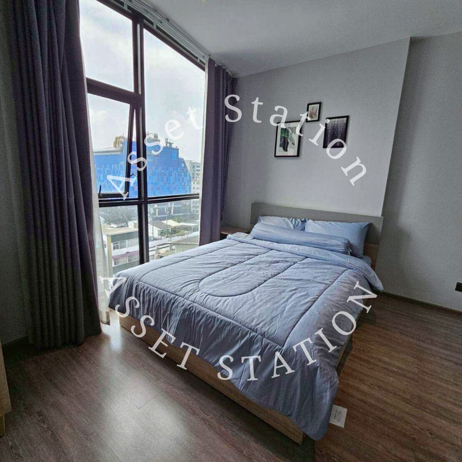 For rent: Rhythm Ekkamai, in the heart of Ekkamai Road, near BTS Ekkamai.