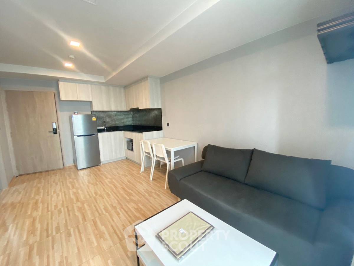 1-BR Condo at Maestro 19 Ratchada19 - Vipha near MRT Ratchadaphisek (ID 1818578)