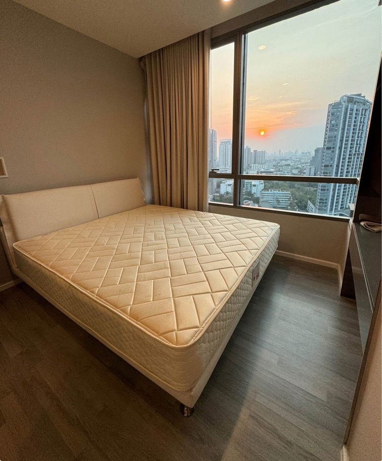 The Room Sukhumvit              69
