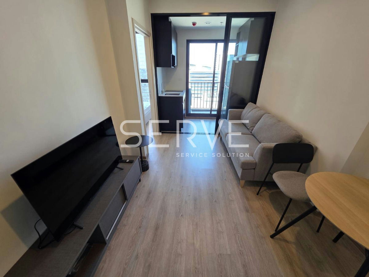1 Bed 1 Bath Nice Room New Condo Good Location Close to  MRT Phra Ram 9  220 m.  @ NUE District R9