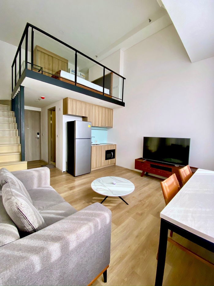 For rent : Siamese Sukhumvit 87 Duplex New room 25,000  Baht / Month ** Negotiate