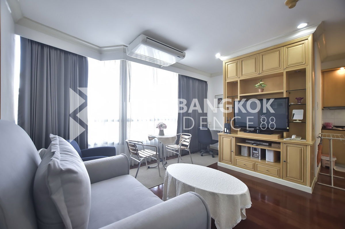 President Place near BTS Chit Lom Comfortable and Ready to Move-in