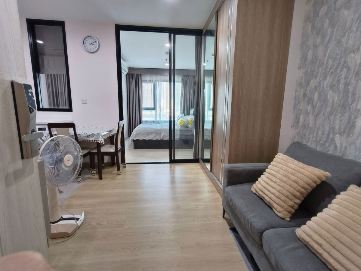 [owner post] Life Asoke Condo 36sqm 2Beds 1Bath Fully Furnished 7Fl. North View