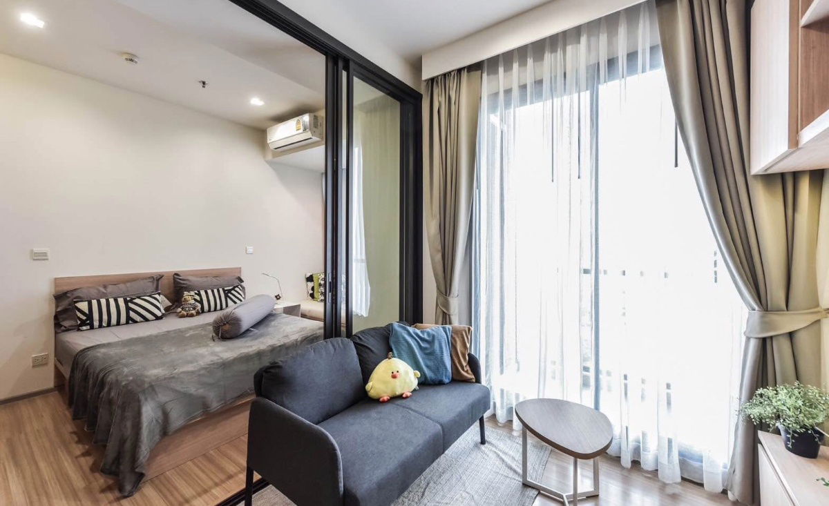 M                          Jatujak