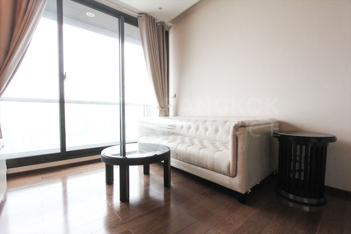 The Address Sukhumvit 28 Move-in Ready, Just Bring Your Stuff near BTS Phrom Phong