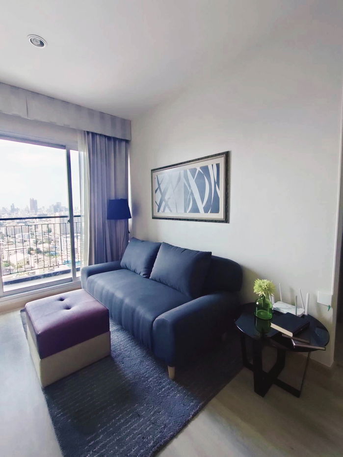 ให้เช่า ไลฟ์ รัชดาภิเษก เฟอร์ครบ (ใกล้ MRT ห้วยขวาง)