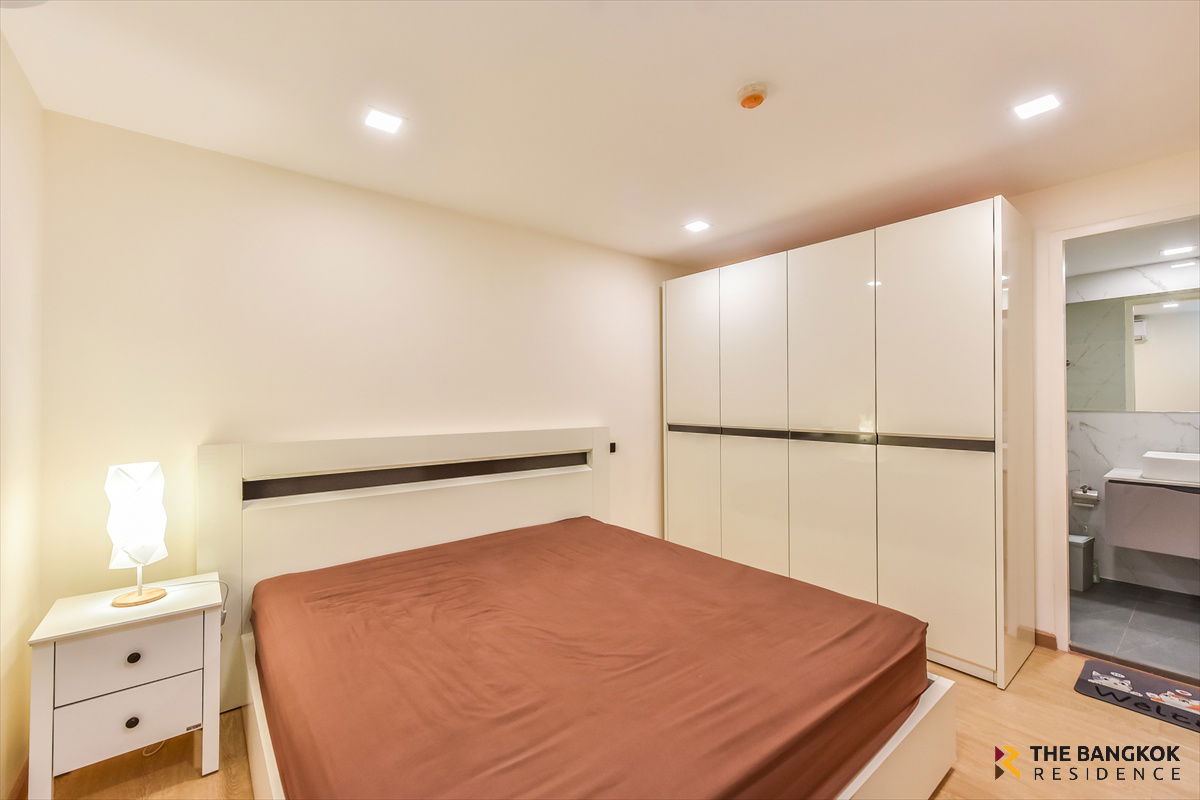 High-potential Location, Not as Expensive as You Think Focus on Saladaeng near BTS Sala Daeng