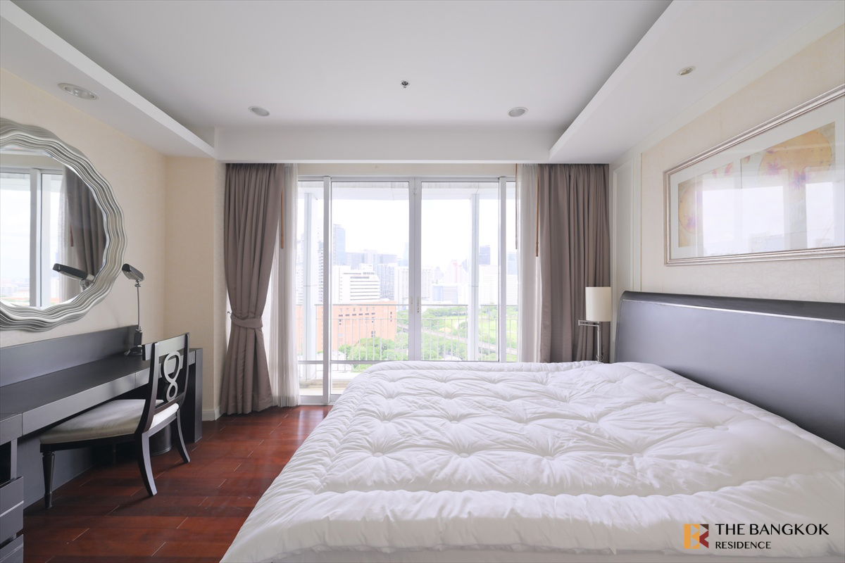 Don’t miss out!! Rare units Baan Rajprasong near BTS Ratchadamri