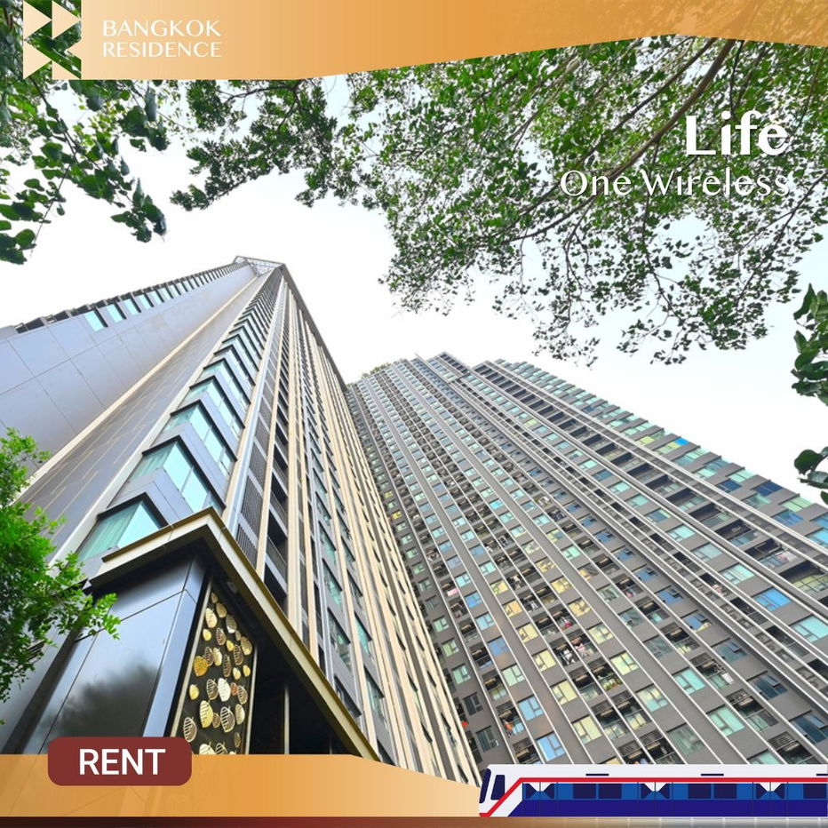 Life One Wireless 💸 Special good price with effortless aceess 🚇 Just steps from BTS Ploenchit