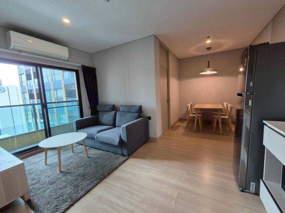 Lumpini Suite Phetchaburi–Makkasan 2 Bedrooms, 1 Bathroom  40.5 sqm | 20th Floor | City View | Fully Furnished & Ready to Move In