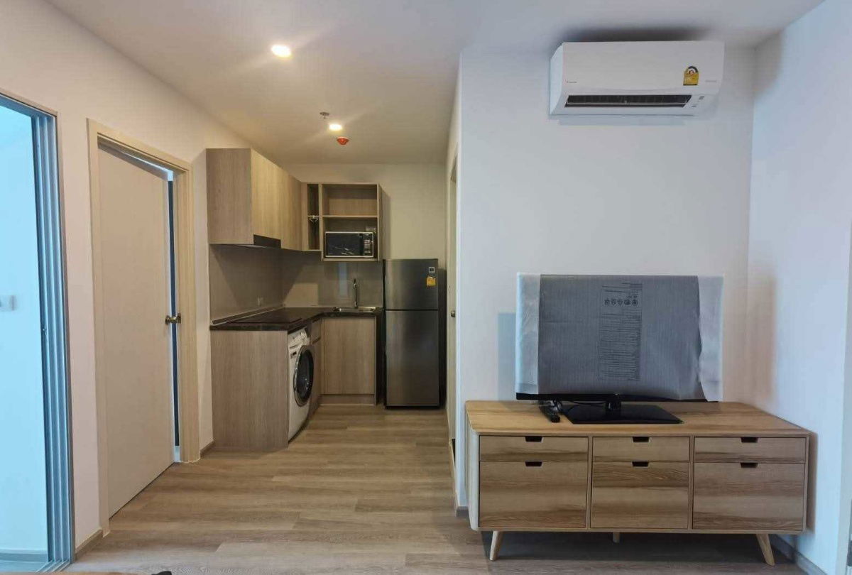 Beautifully Furnished, Large Condo for Rent: Elio Sathorn – Wutthakat Elio Sathorn – Wutthakat condo for rent. Size 36.18 sq.m.