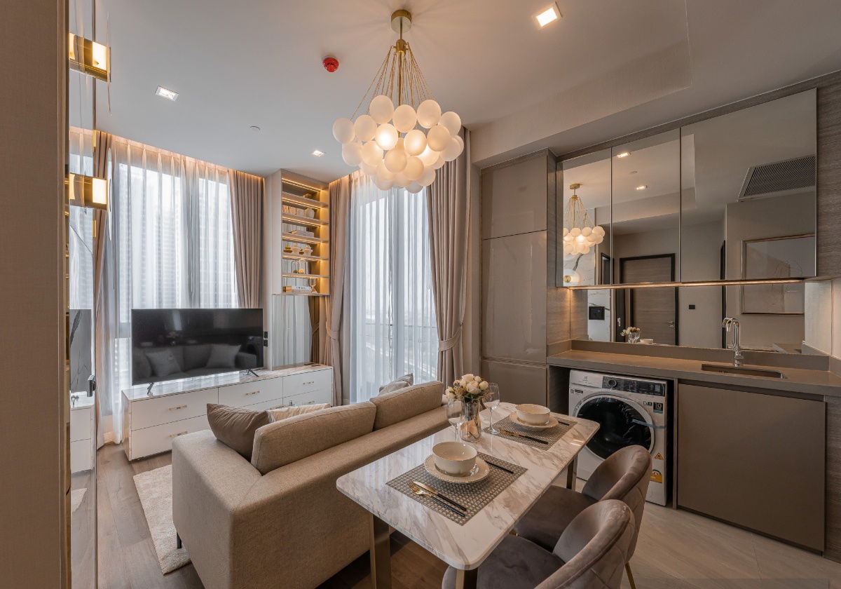 For Rent - The Crest Park Residences , Luxury Class 2 bedrooms 1 bathroom