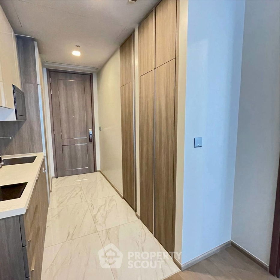 คอนโด 1 ห้องนอน เซเลส อโศก ใกล้ MRT สุขุมวิท (ID 2254038)