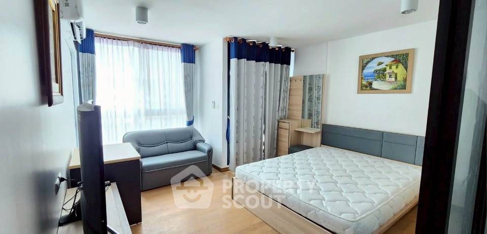 1-BR Condo at Bangkok Feliz Sukhumvit 69 near BTS Phra Khanong (ID 2416721)