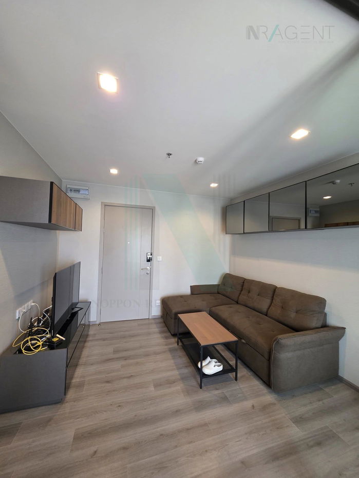 For Rent Condo THE POLITAN AQUA Building A, Floor 52,1 bed room, Room size 31 sqm