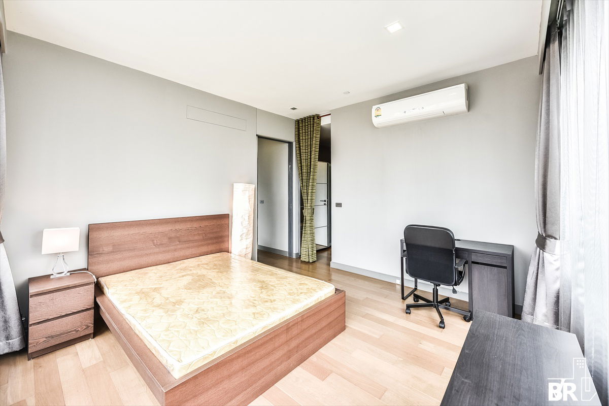 M Silom Condo That Meets All City Dwellers' Lifestyles near BTS Chong Nonsi