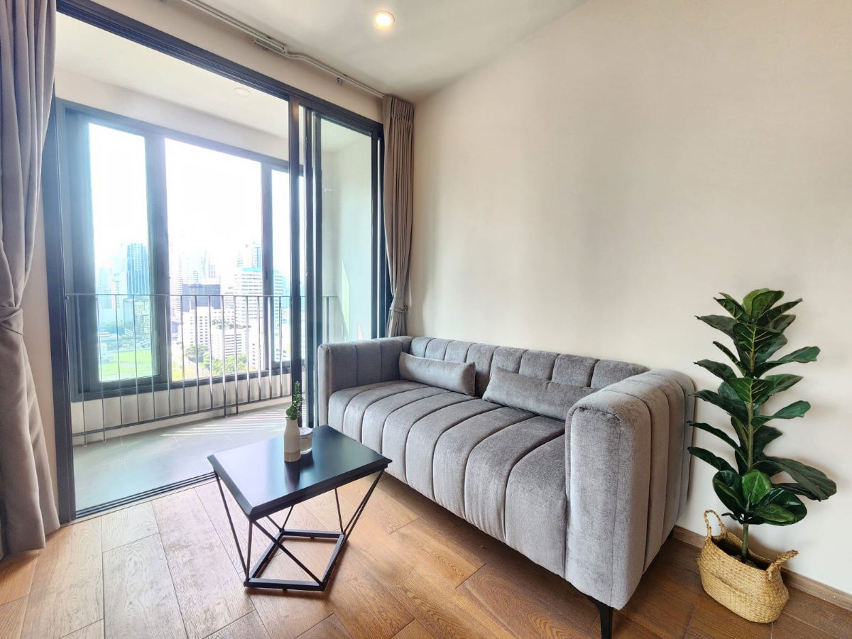 Q Chidlom Phetchaburi for rent 2 Bedrooms 38,800 Baht | Contact 085-546-9559