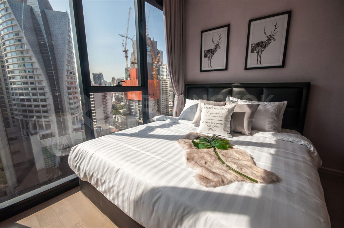 Move-in Ready, Just Bring Your Stuff Ashton Asoke near MRT Rama 9 Station