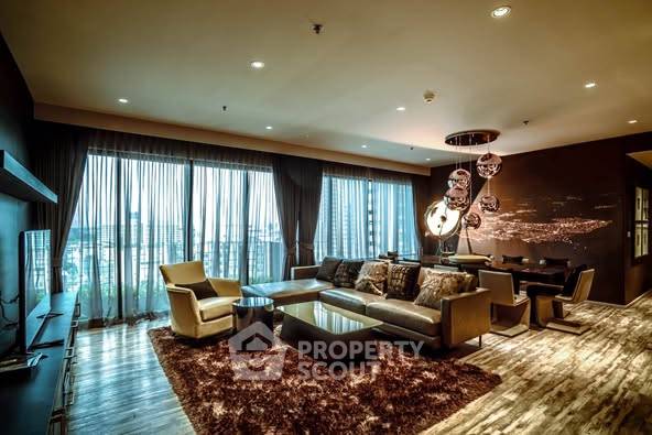 3-BR Condo at The Emporio Place near BTS Phrom Phong (ID 2326462)