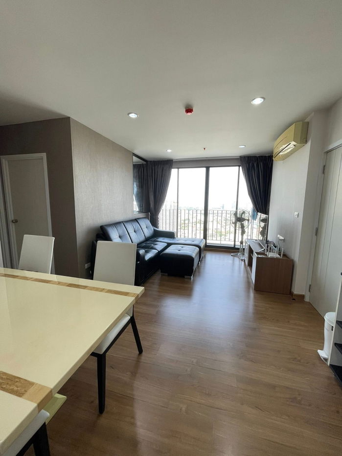 Code: KJ9774  for rent The Tree Interchange // Line ID: @kjcondo (with @) //