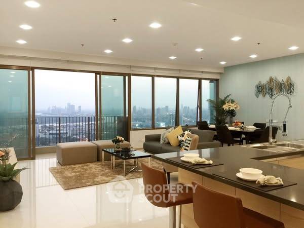 3-BR Condo at The Emporio Place near BTS Phrom Phong (ID 2326489)