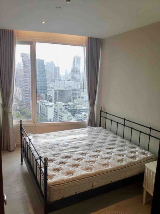 ST386 For Rent | The Infinity Sathorn Luxury High-Rise Condo Next to BTS Chong Nonsi | Newly Renovated | Mahanakhon View