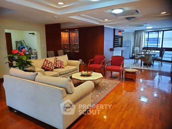 3-BR Condo at President Park Condominium near MRT Queen Sirikit National Convention Centre (ID 2324589)