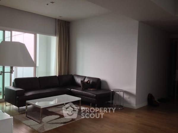 3-BR Condo at Millennium Residence @ Sukhumvit Condominium near BTS Asok (ID 2327081)
