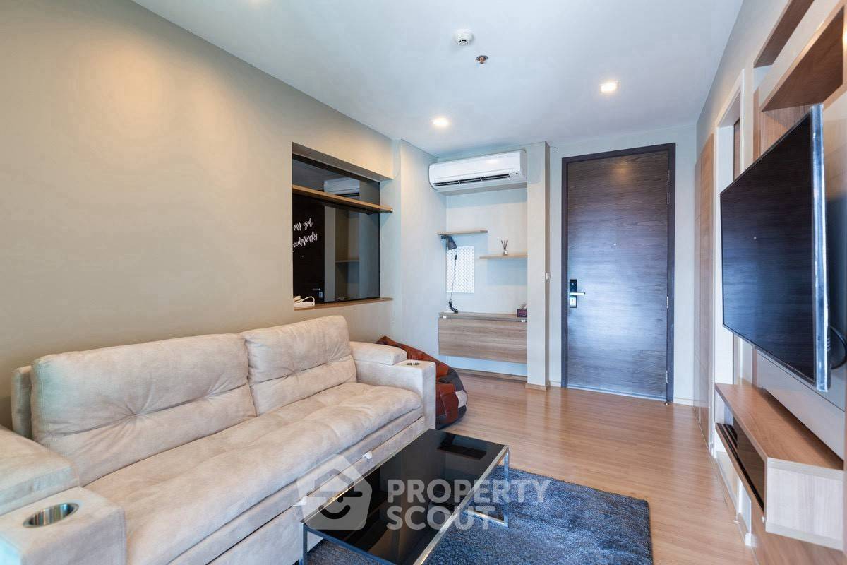 1-BR Condo at RHYTHM Phahon-Ari near BTS Saphan Khwai (ID 2439599)