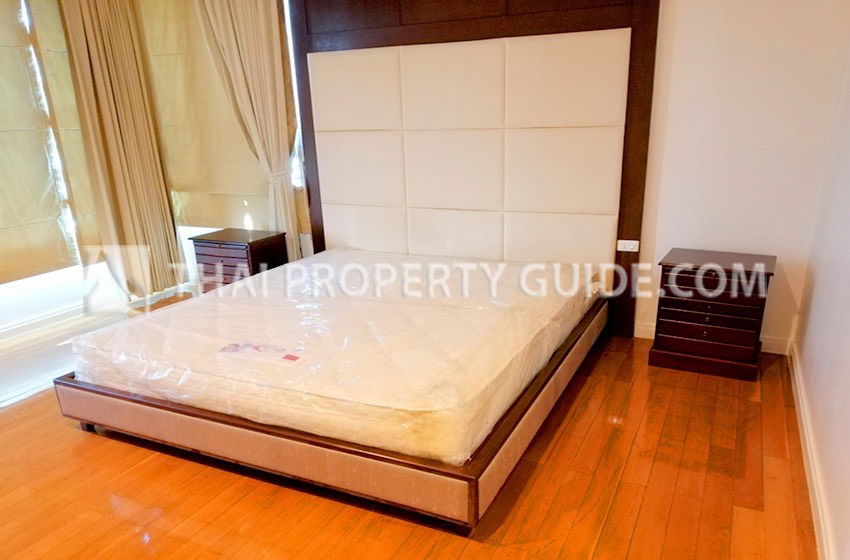 For Rent Condo The Royal Saladaeng fully furnished (S15-21587)