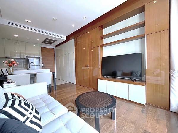 1-BR Condo at The Address Sukhumvit 28 near BTS Phrom Phong (ID 2338104)