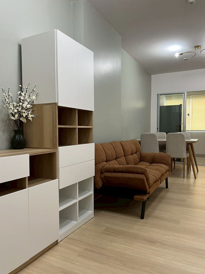 1-Bedroom Condo (Fully Furnished / Newly Renovated) at Supalai Park Kaset, Near BTS Kasetsart University.