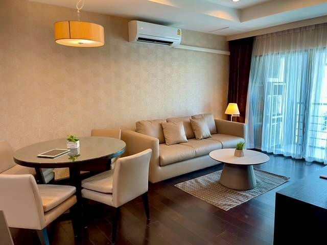 Sathorn garden condo 2 Rooms and 2 Bathroom close to Malasia Embassy Contact: Pimprima (Bee) Call 0826698942