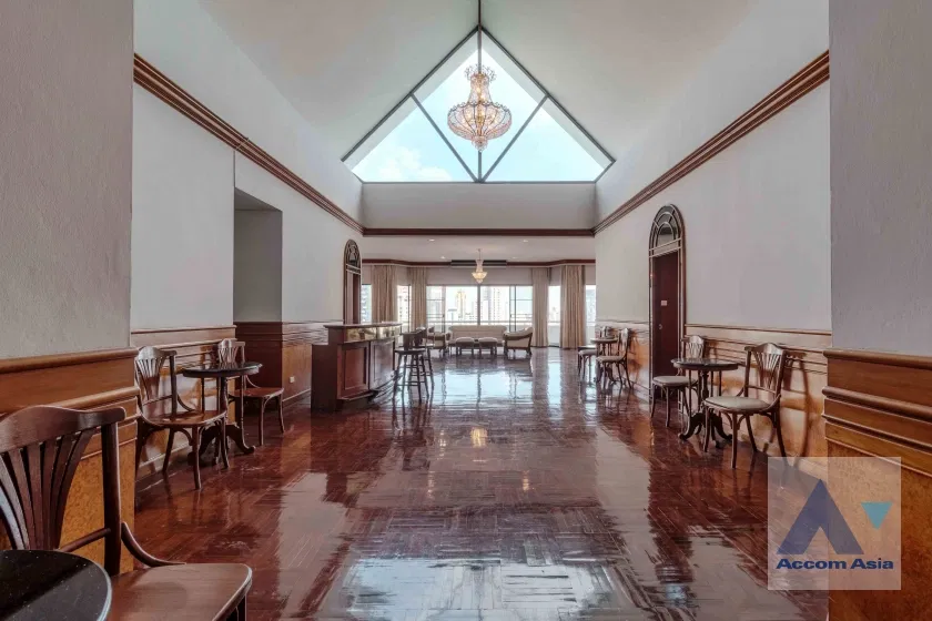 🔼🔽 AccomA 📩  3 BR Condominium @Le Premier I (AA33593)